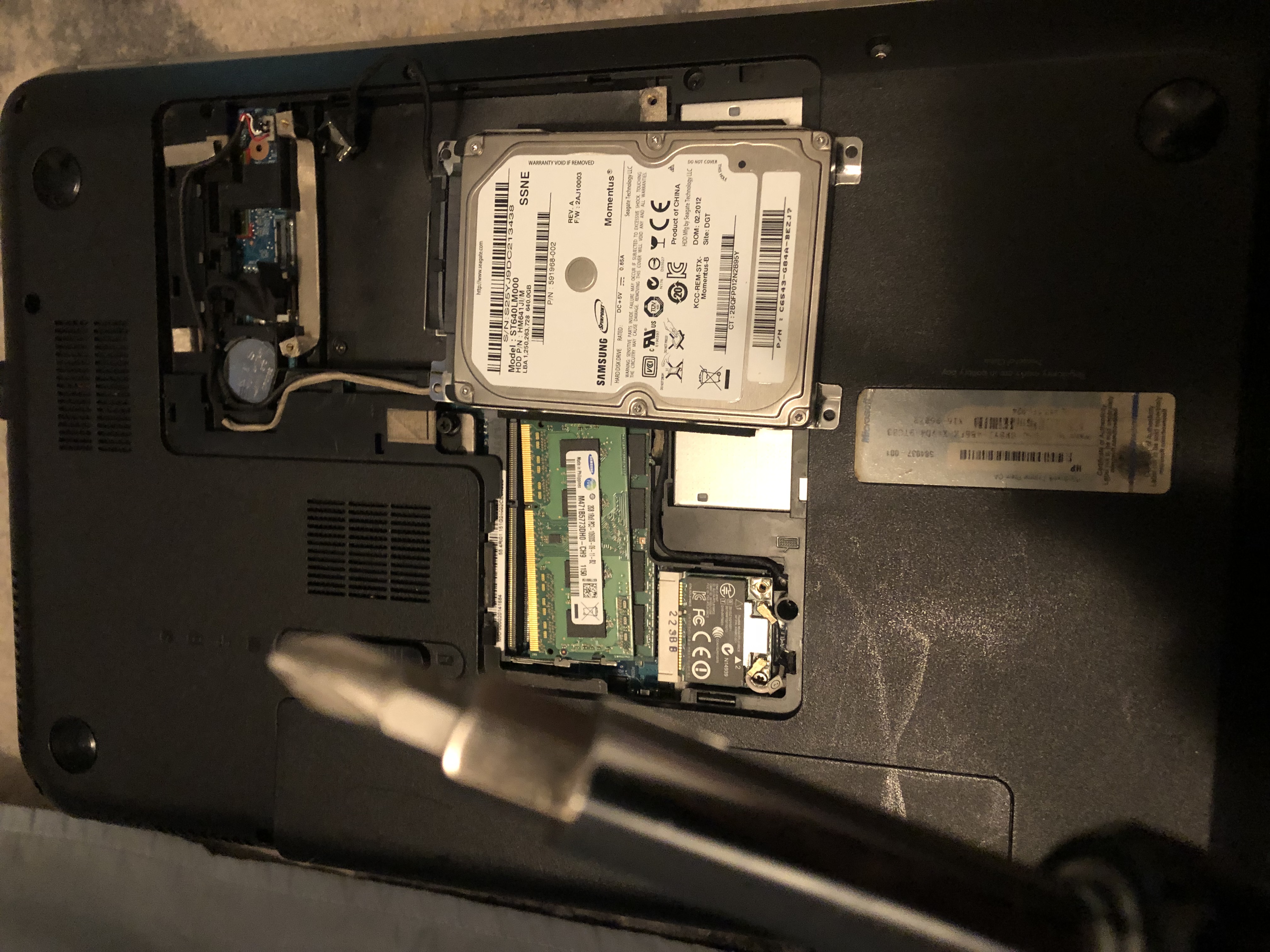 laptop that I'm trying to install linux on!